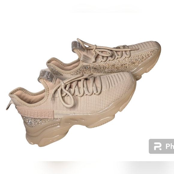 ***SOLD*** Steve Madden Maxilla-R Women's Sneakers - Picture 2 of 16